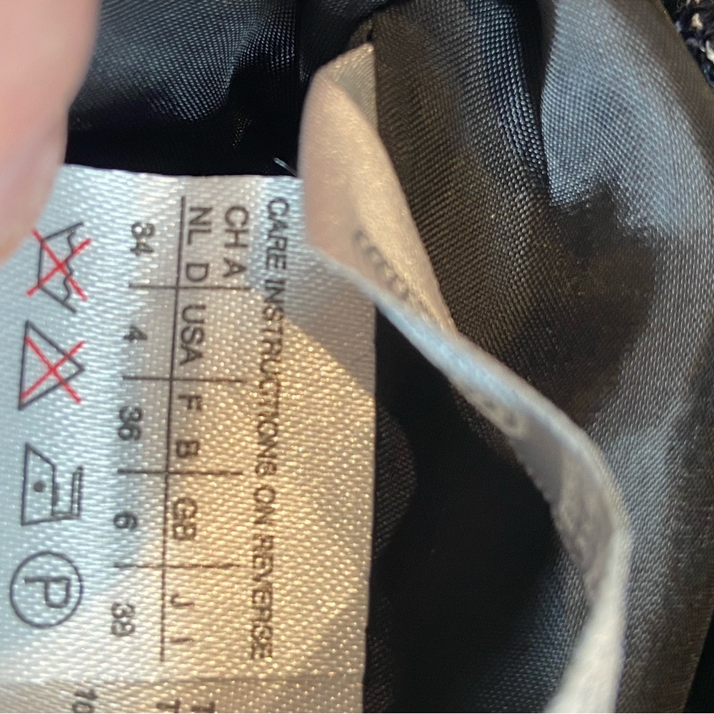 Maxmara Virgin Wool Blazer Single Button Black Gr… - image 8